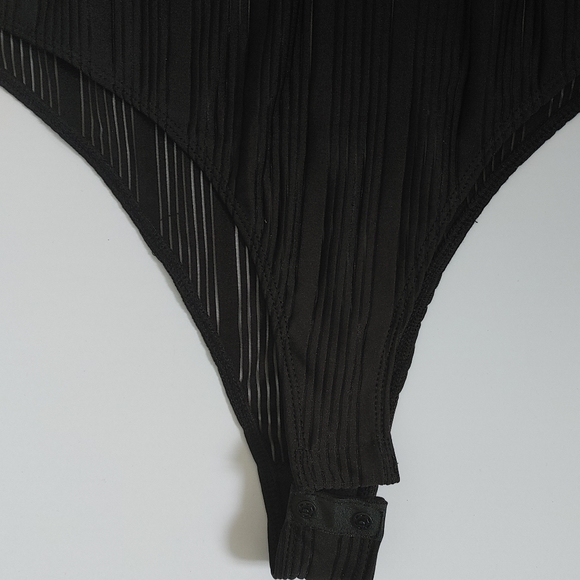 NWOT Junior Plus Black Stretchy Bodysuit - Picture 6 of 9